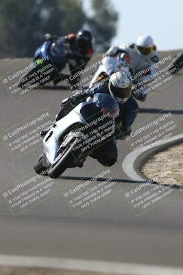 media/Nov-02-2025-Lets Ride (Sun) [[f7a3caa734]]/B Group/1220pm (Turn 2 Outside)/